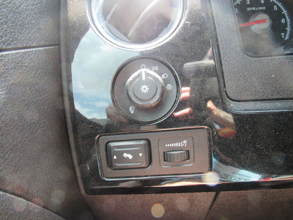 2010 Ford F-150 Image 22
