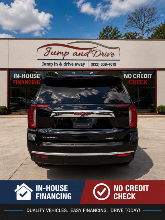 2022 GMC Yukon Image 3