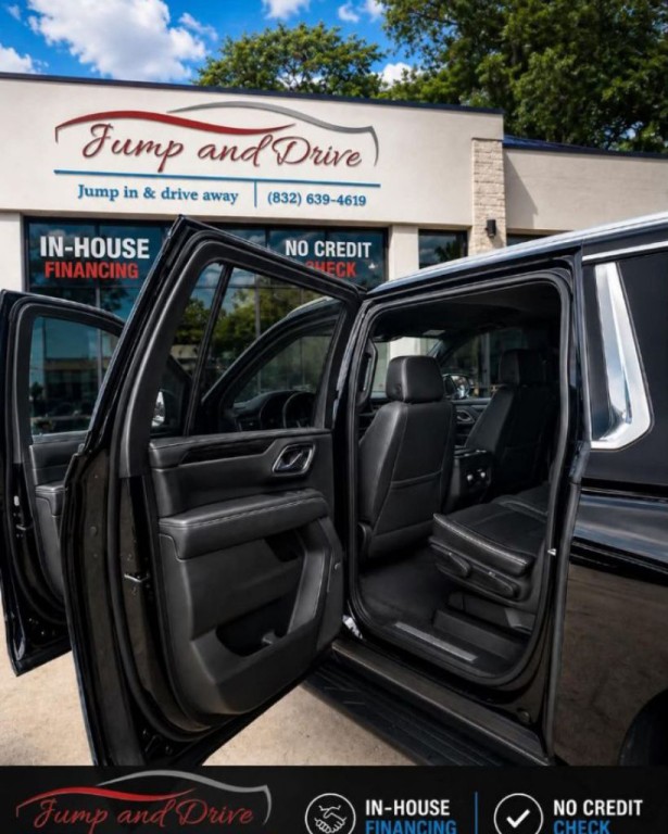 2022 GMC Yukon Image 12