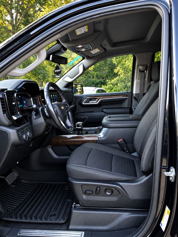 2022 Chevrolet Silverado 1500 Image 18