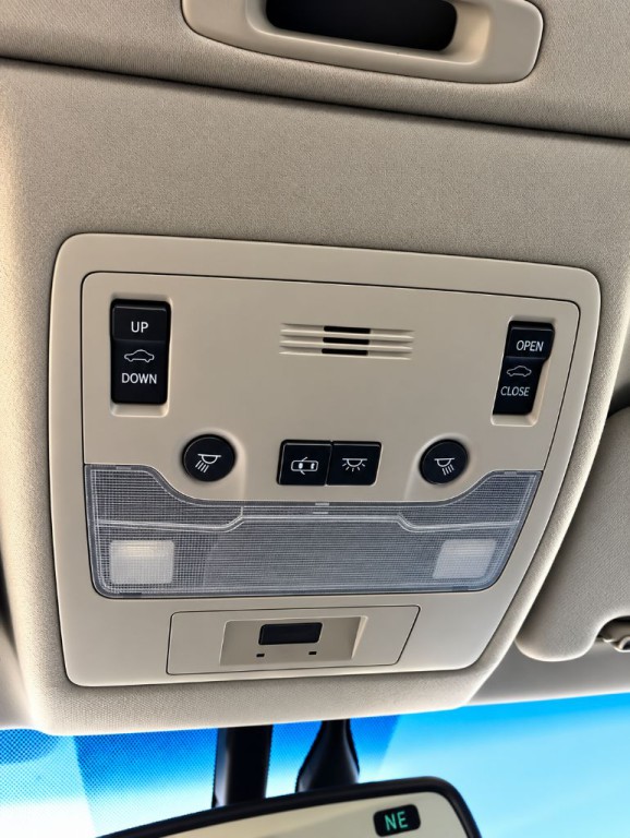 2013 Lexus ES Image 15
