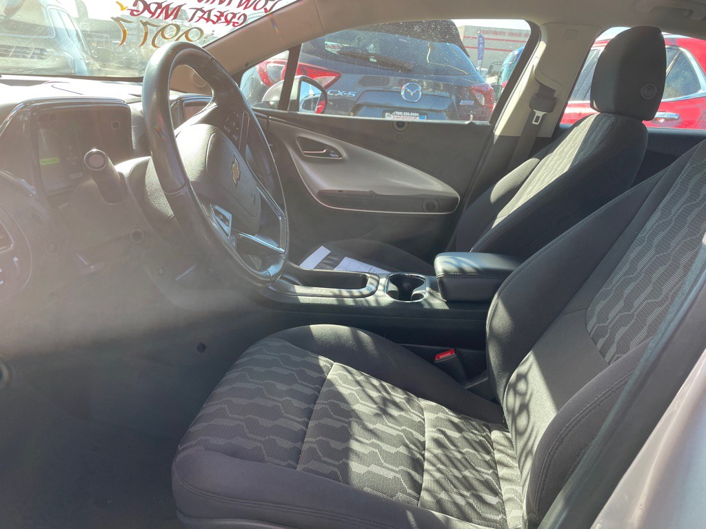 2014 Chevrolet Volt Image 8