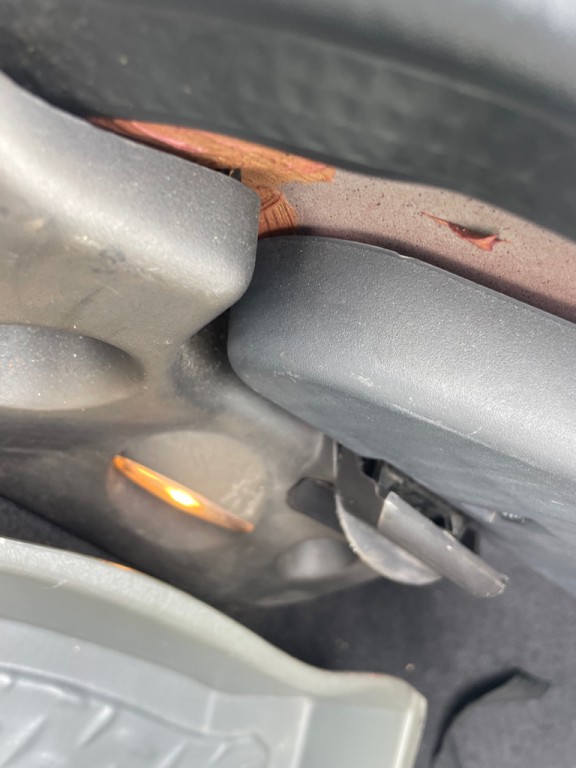 1997 Jaguar XK-Series Image 35