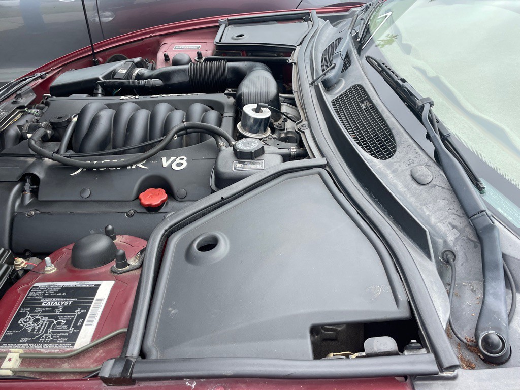 1997 Jaguar XK-Series Image 42