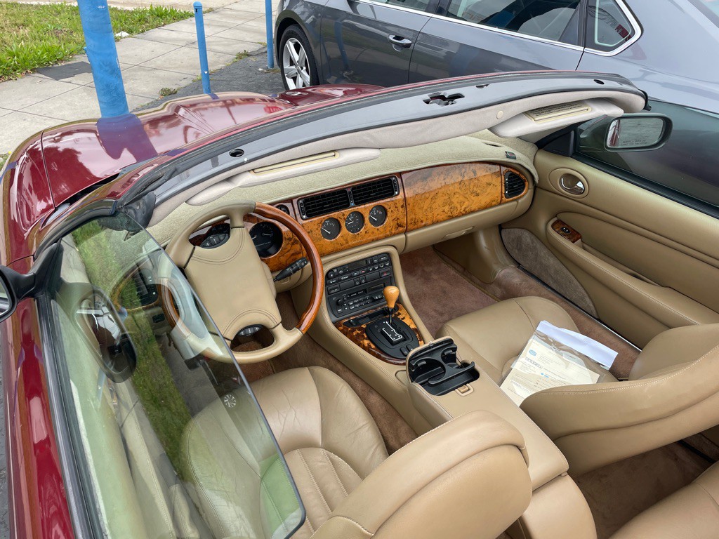 1997 Jaguar XK-Series Image 50