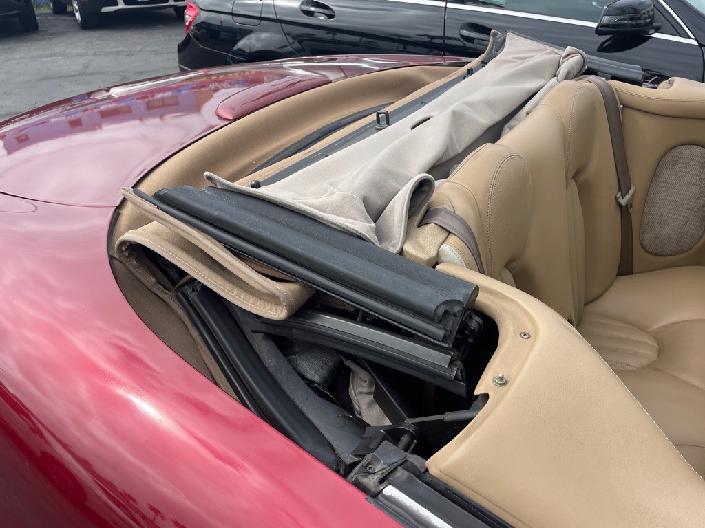 1997 Jaguar XK-Series Image 52