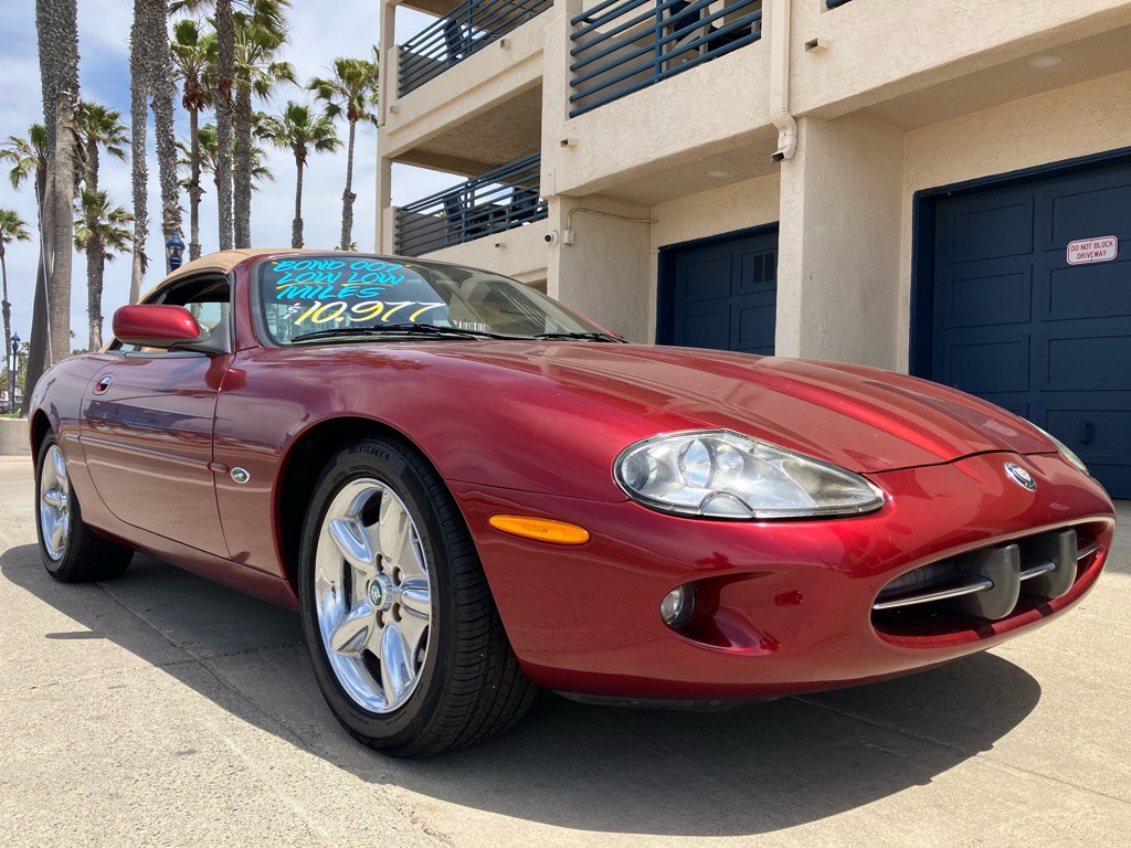 1997 Jaguar XK-Series Image 1