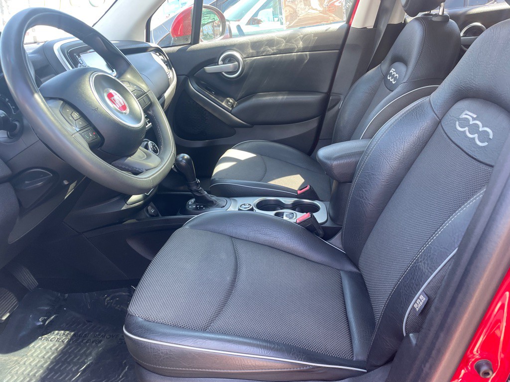 2016 FIAT 500 Image 16