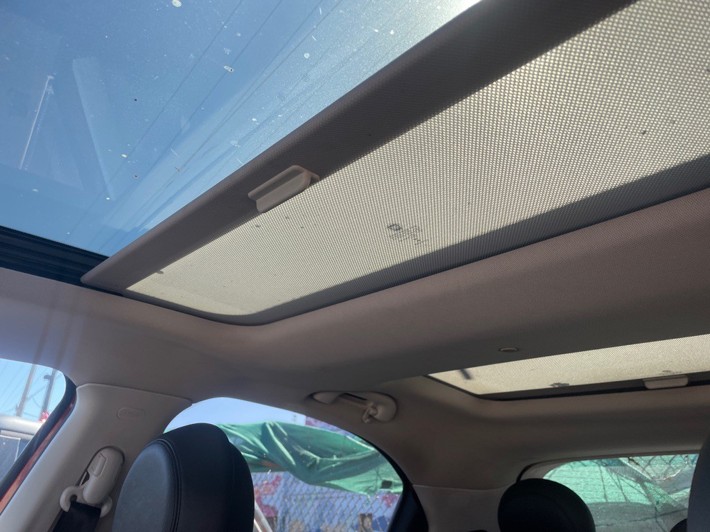 2016 FIAT 500 Image 24