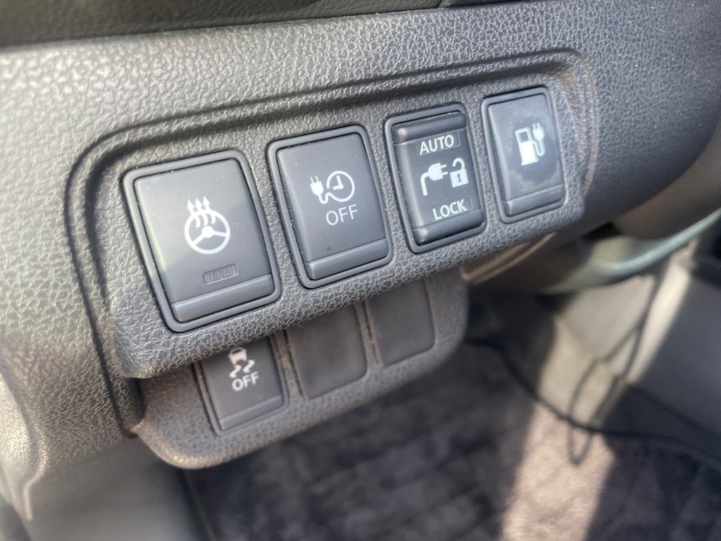 2015 Nissan Leaf Image 18