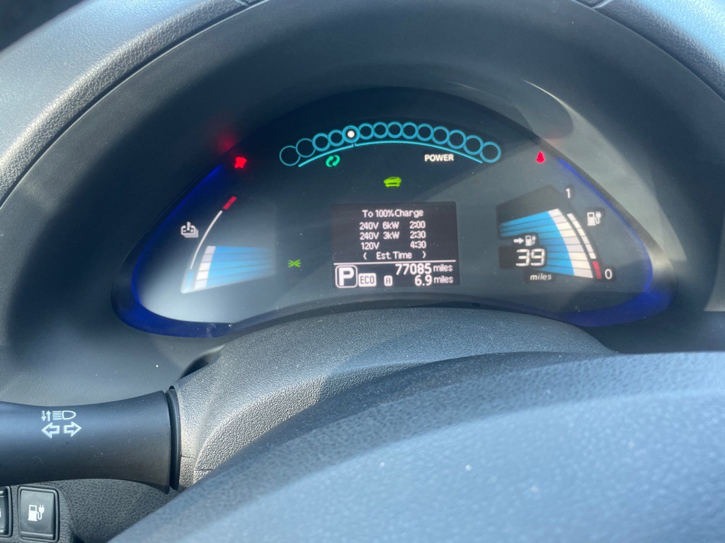 2015 Nissan Leaf Image 20