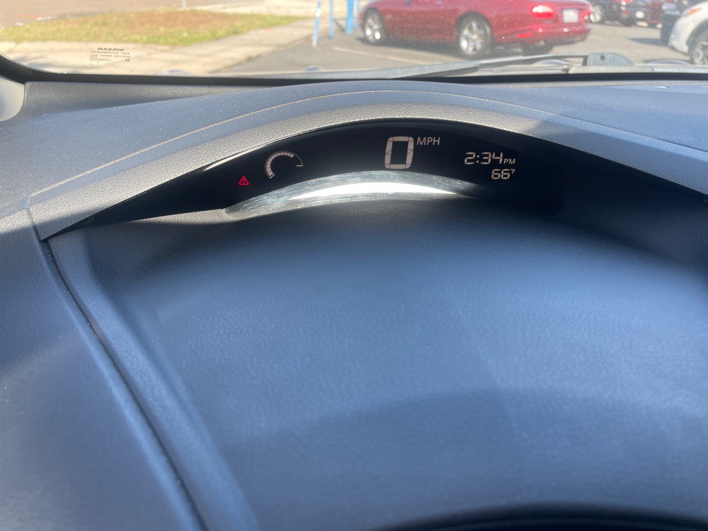 2015 Nissan Leaf Image 21