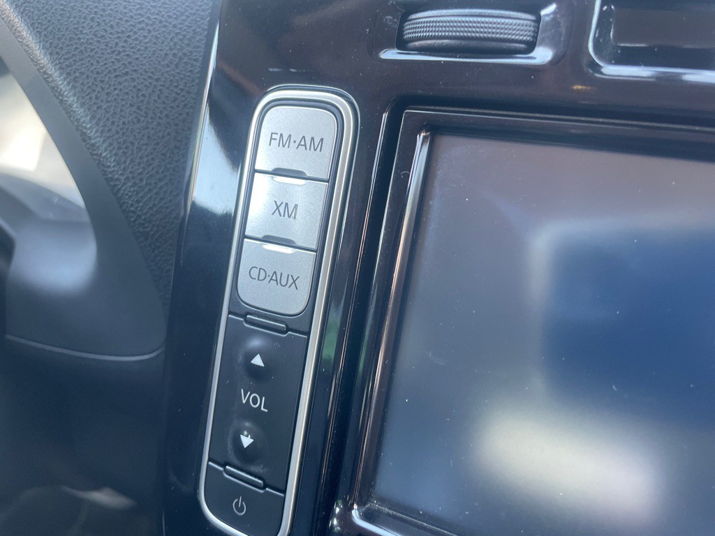 2015 Nissan Leaf Image 50