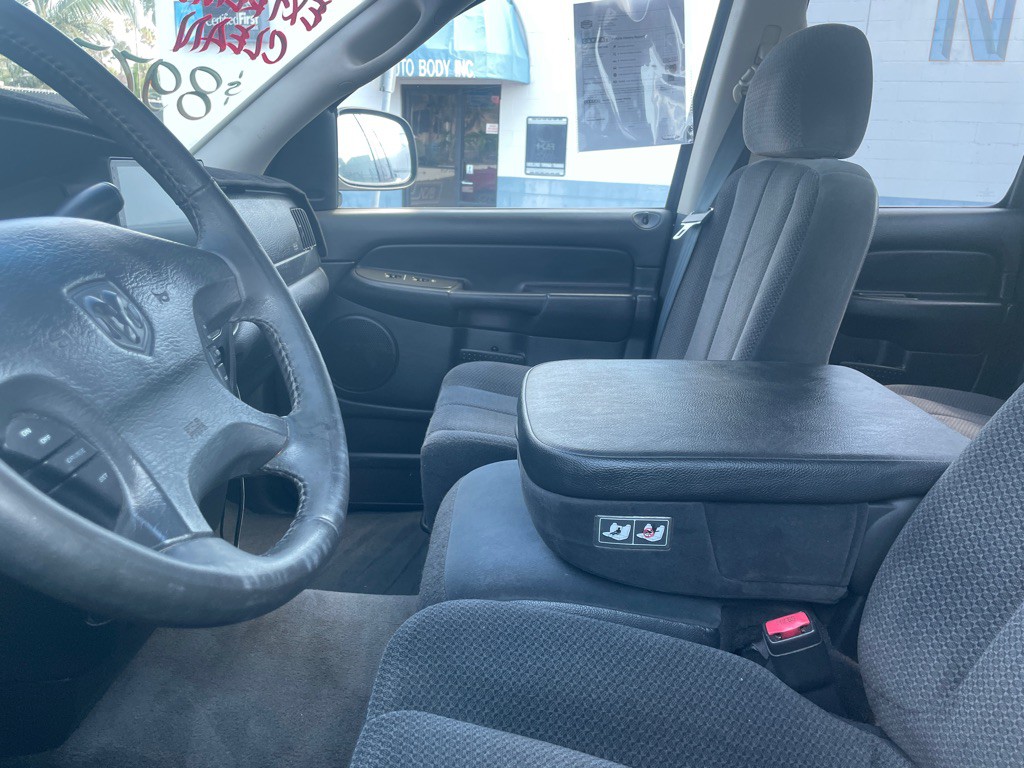2002 Dodge Ram 1500 Image 9