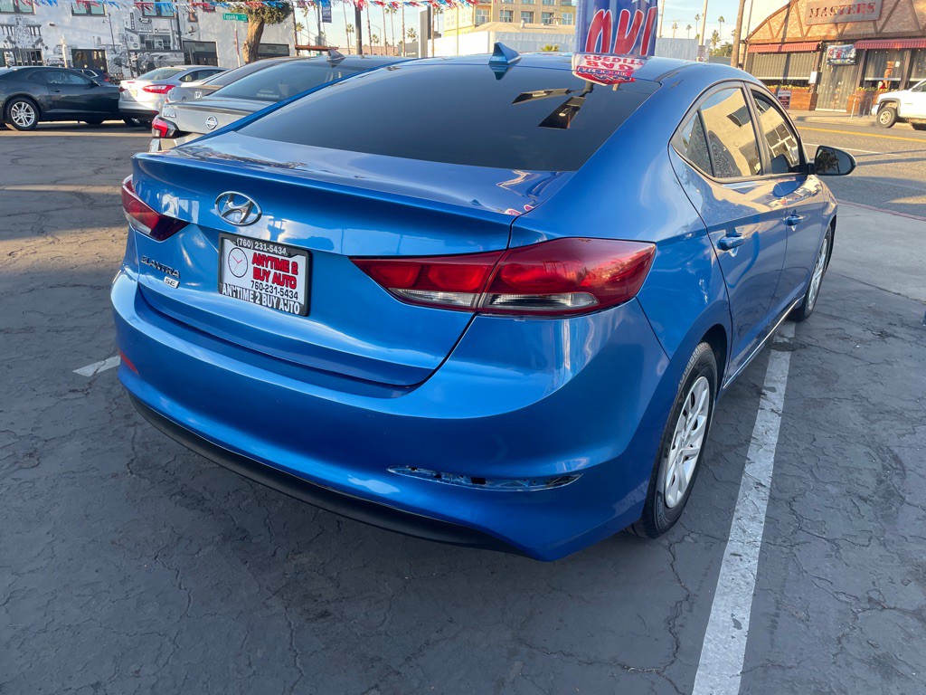 2017 Hyundai Elantra Image 4