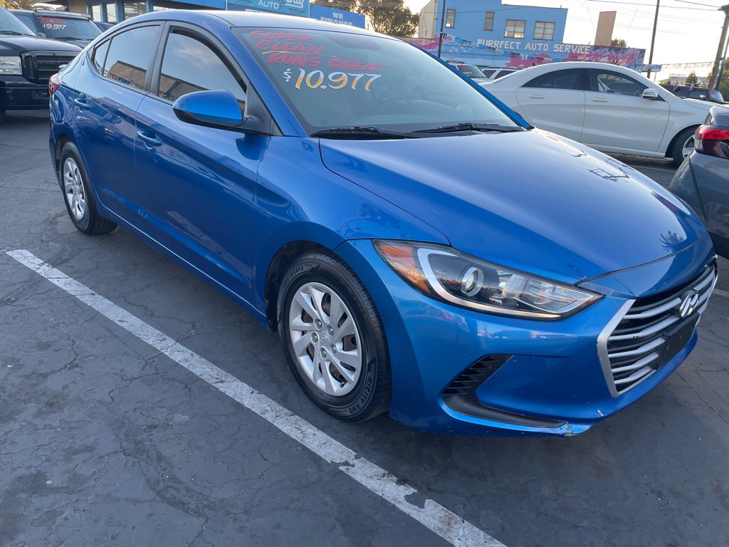 2017 Hyundai Elantra Image 14