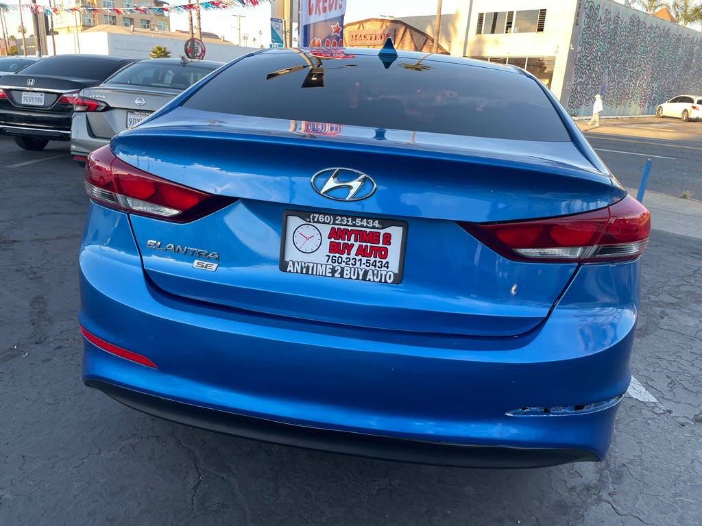 2017 Hyundai Elantra Image 16