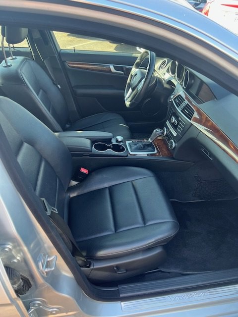 2012 Mercedes-Benz C-Class Image 6