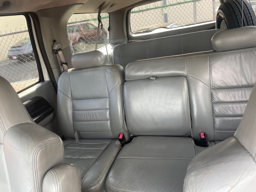 2005 Ford Excursion Image 11
