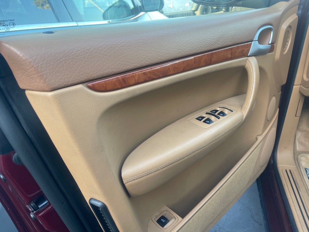 2008 Porsche Cayenne Image 10