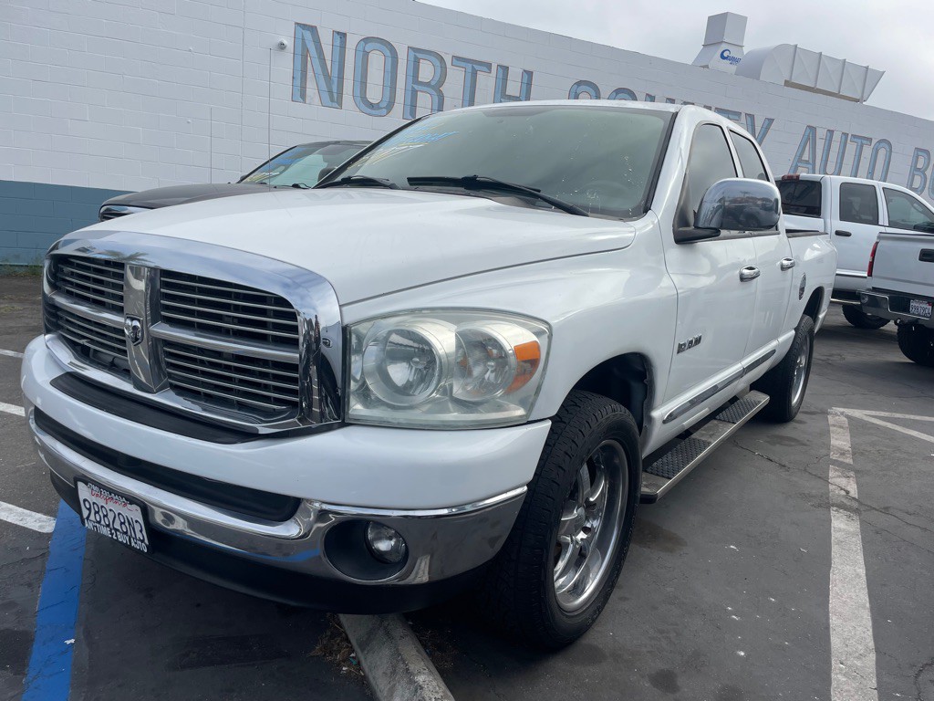 2006 Dodge Ram 1500 Image 2