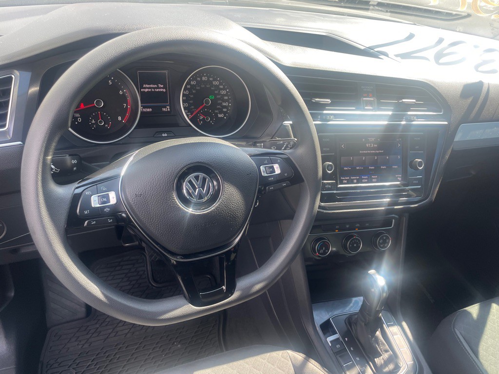 2020 Volkswagen Tiguan Image 2