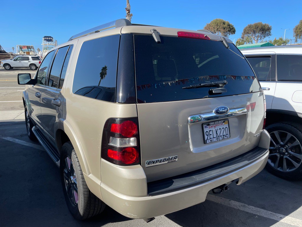 2006 Ford Explorer Image 2