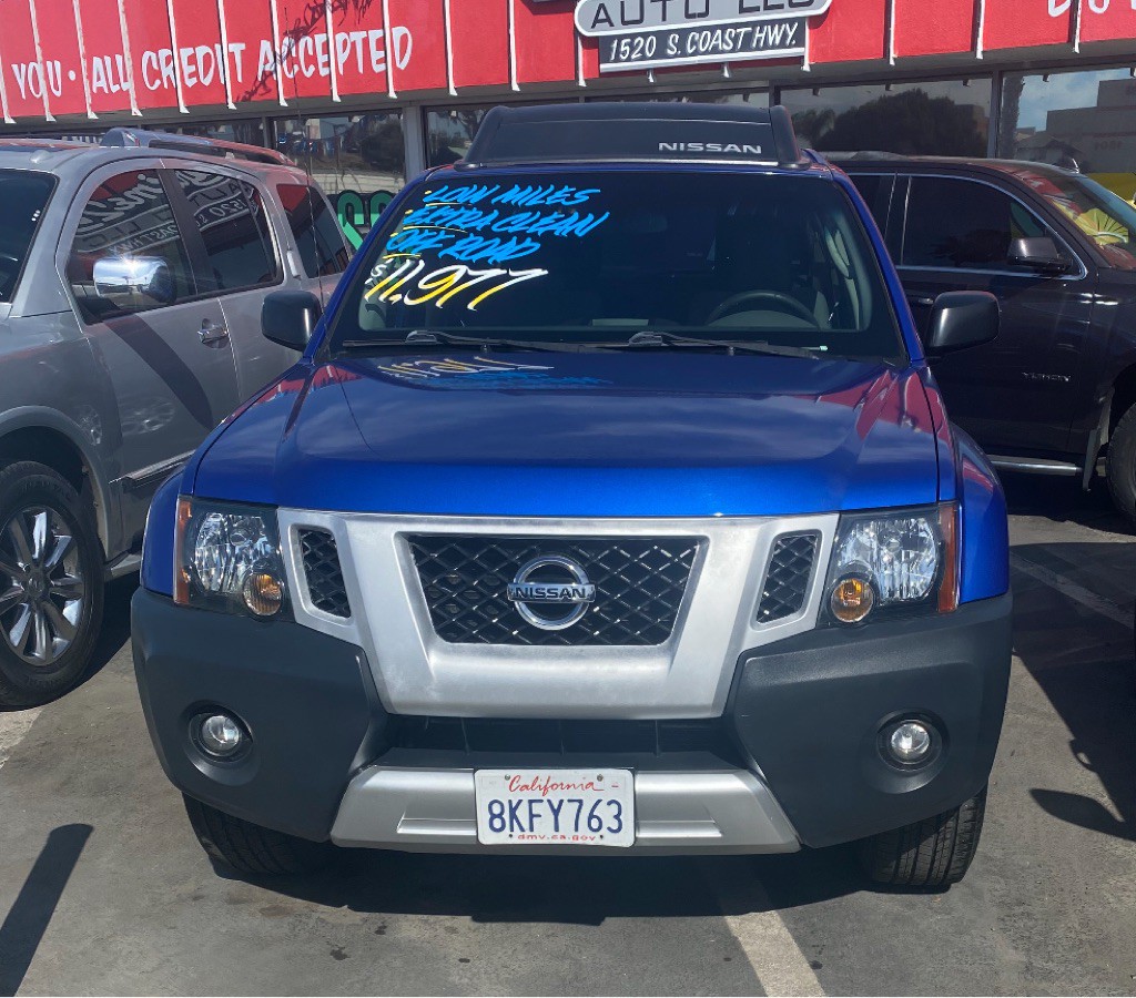 2012 Nissan Xterra Image 1