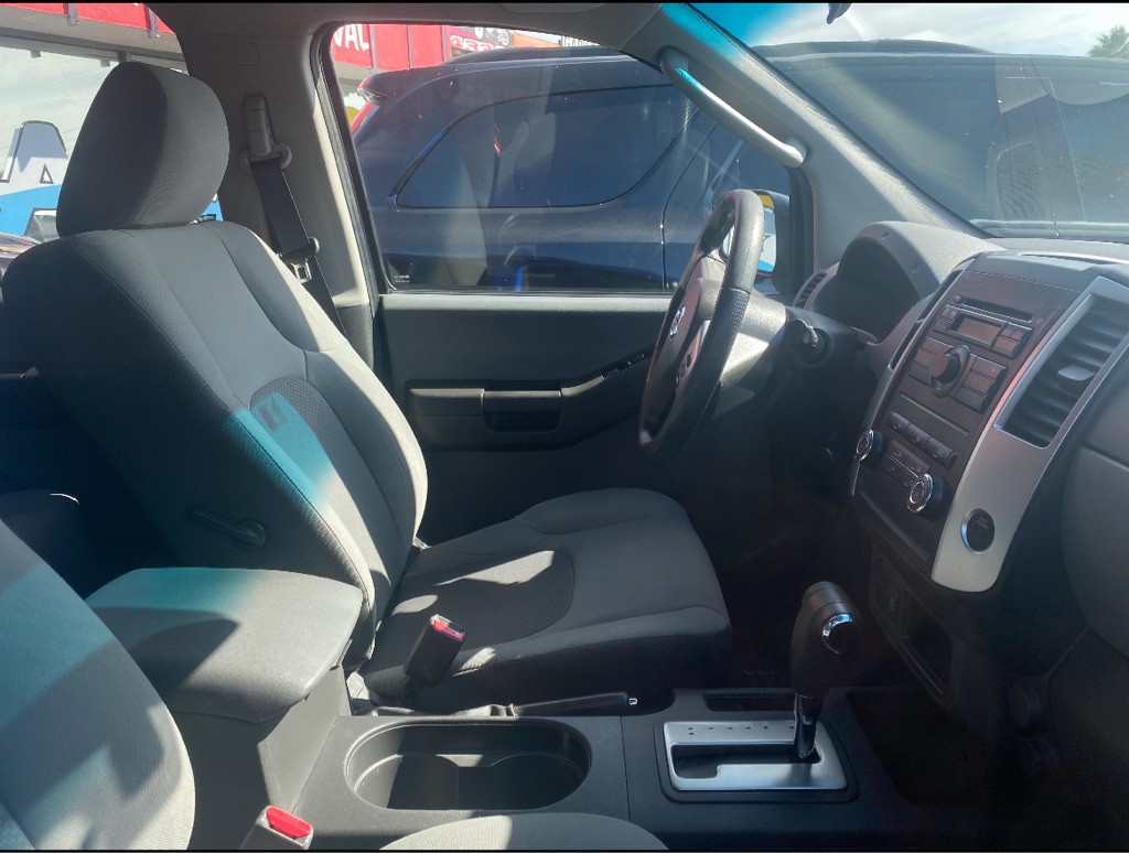 2012 Nissan Xterra Image 3