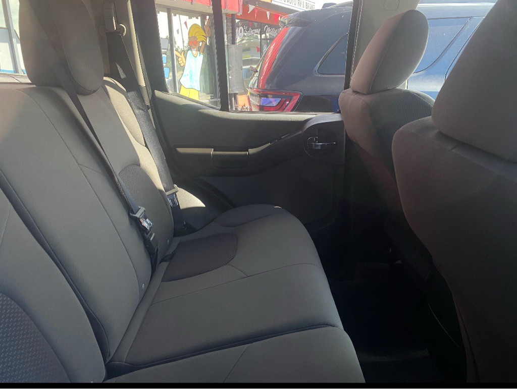 2012 Nissan Xterra Image 8