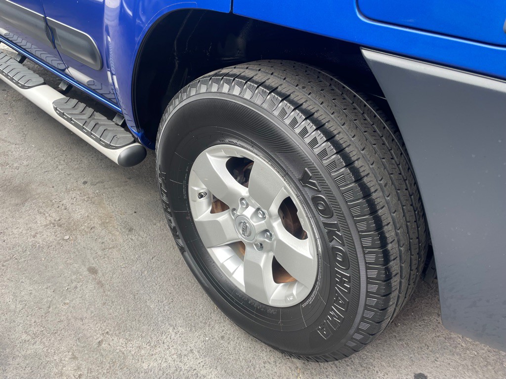 2012 Nissan Xterra Image 16