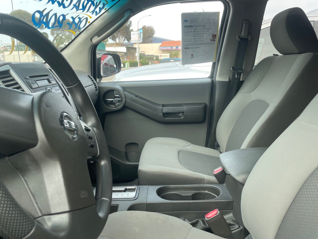 2012 Nissan Xterra Image 17