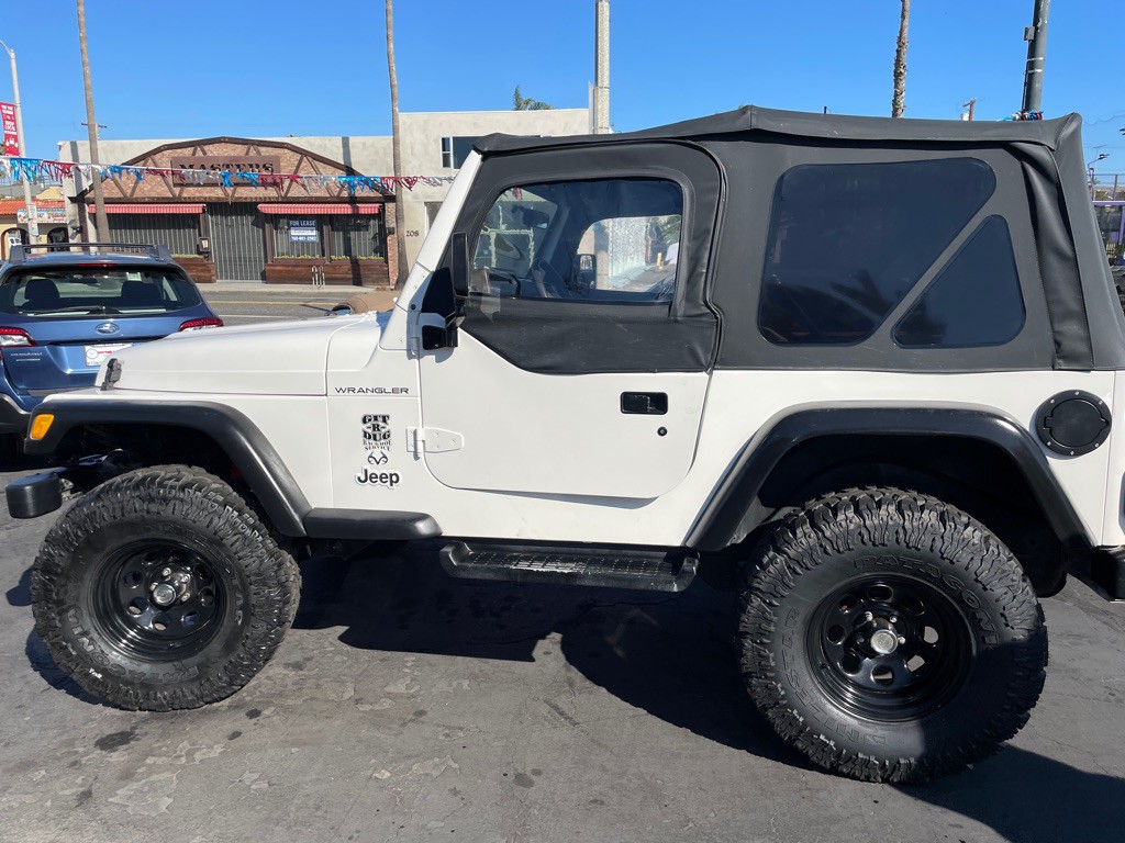 2000 Jeep Wrangler Image 14