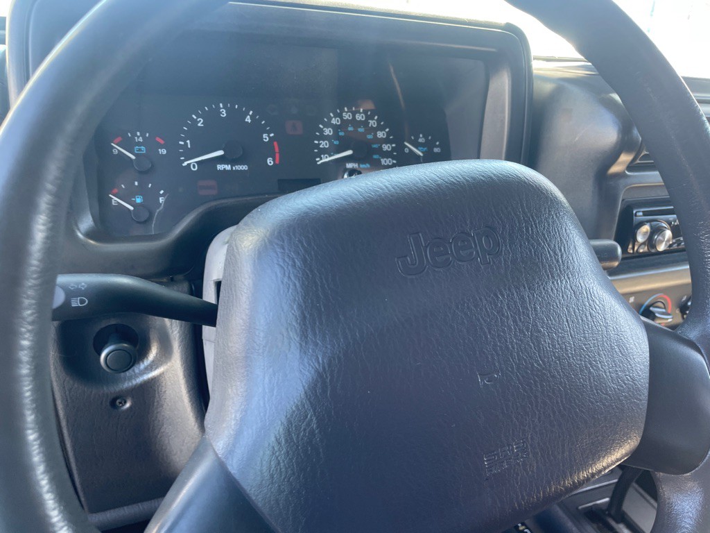2000 Jeep Wrangler Image 35