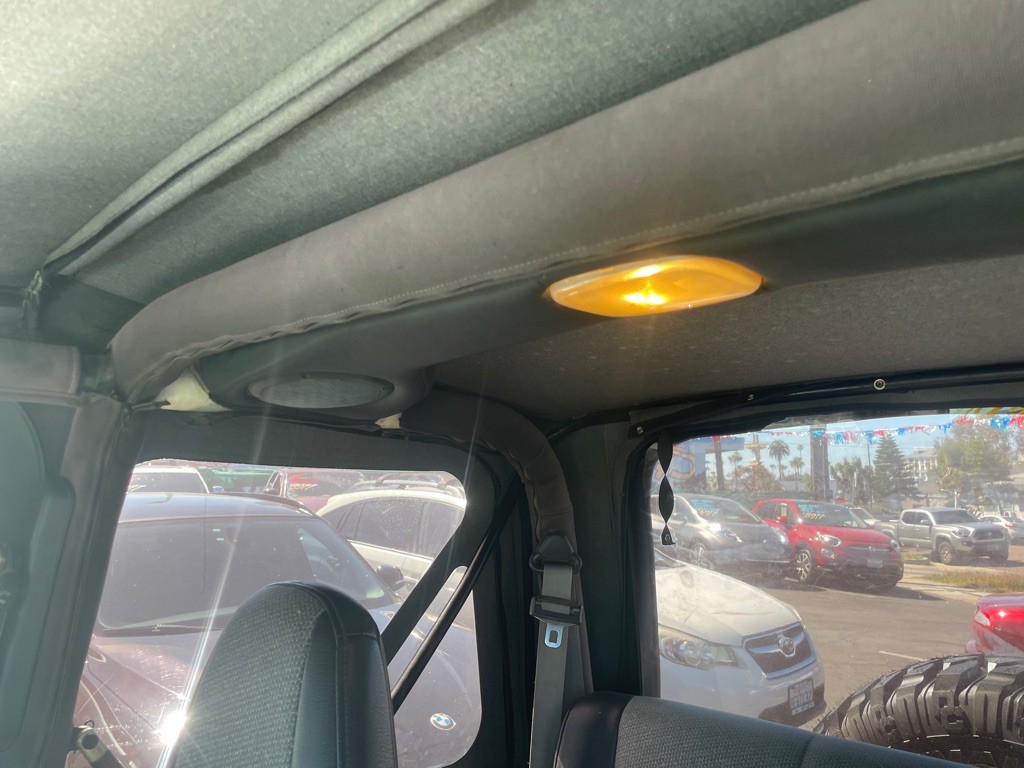 2000 Jeep Wrangler Image 37