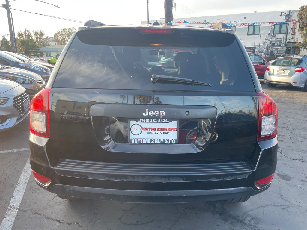 2016 Jeep Compass Image 8