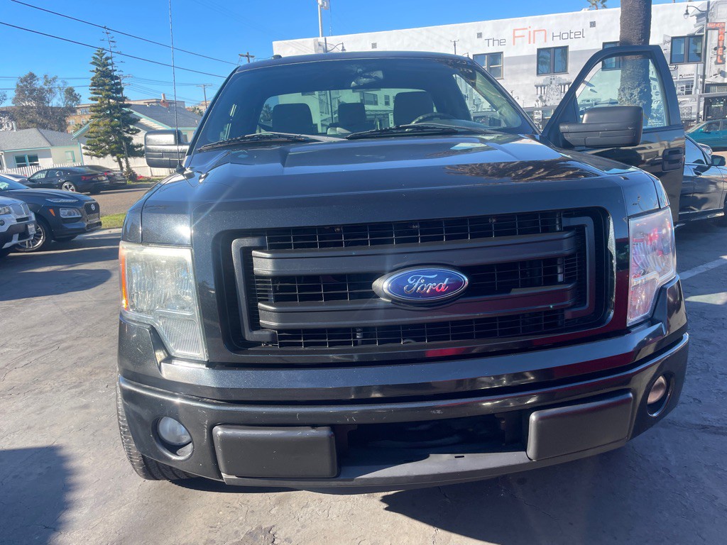 2013 Ford F-150 Image 2