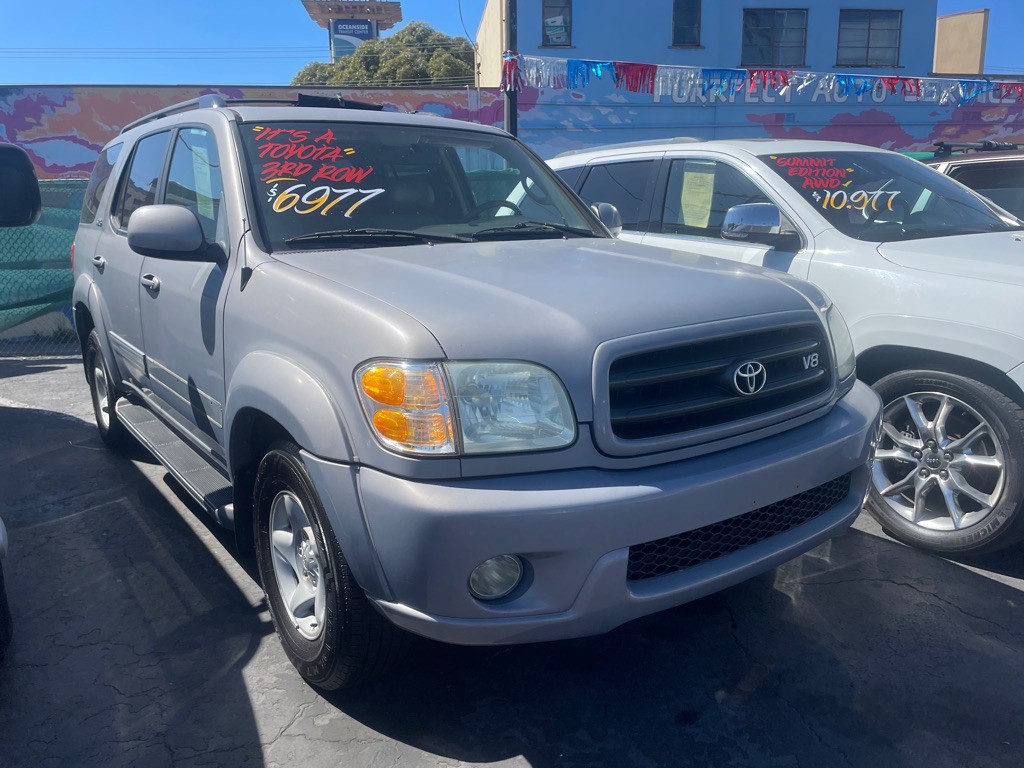 2002 Toyota Sequoia Image 20