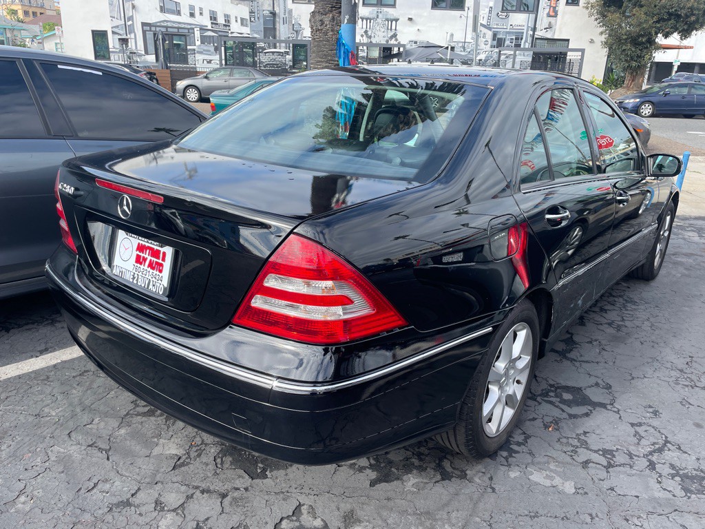 2007 Mercedes-Benz C-Class Image 9