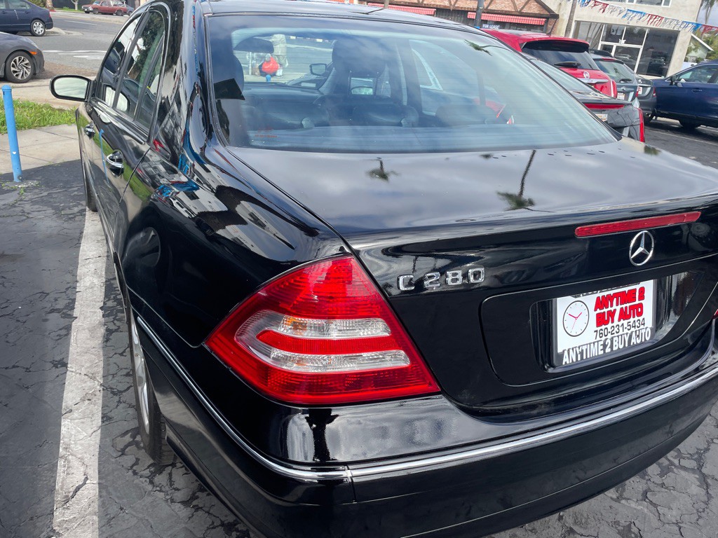 2007 Mercedes-Benz C-Class Image 11