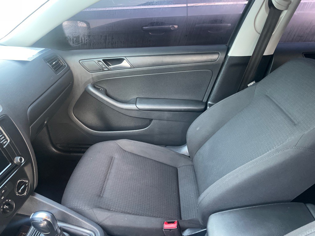 2016 Volkswagen Jetta Image 8