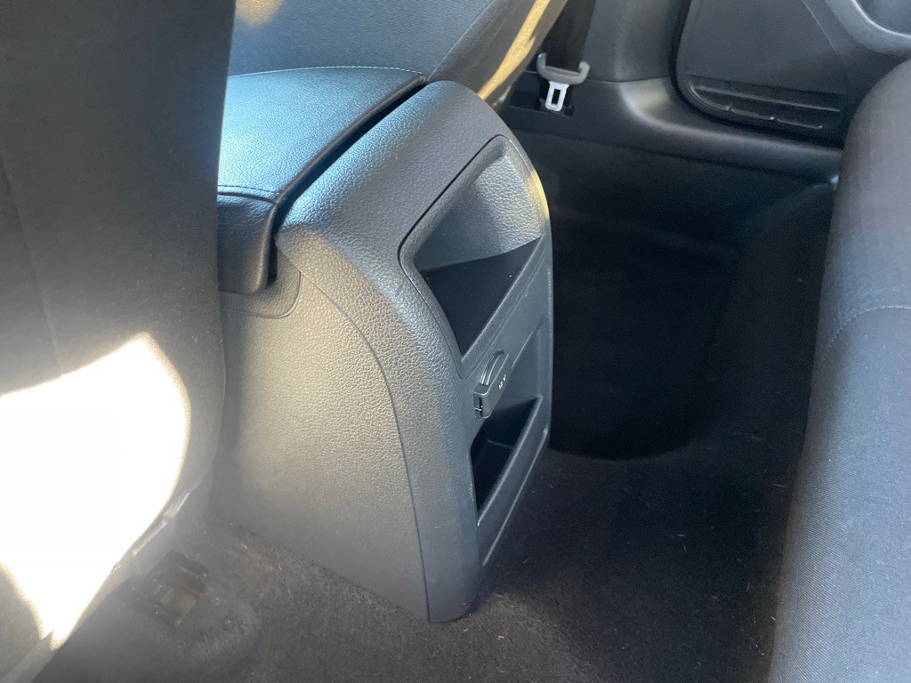 2016 Volkswagen Jetta Image 14