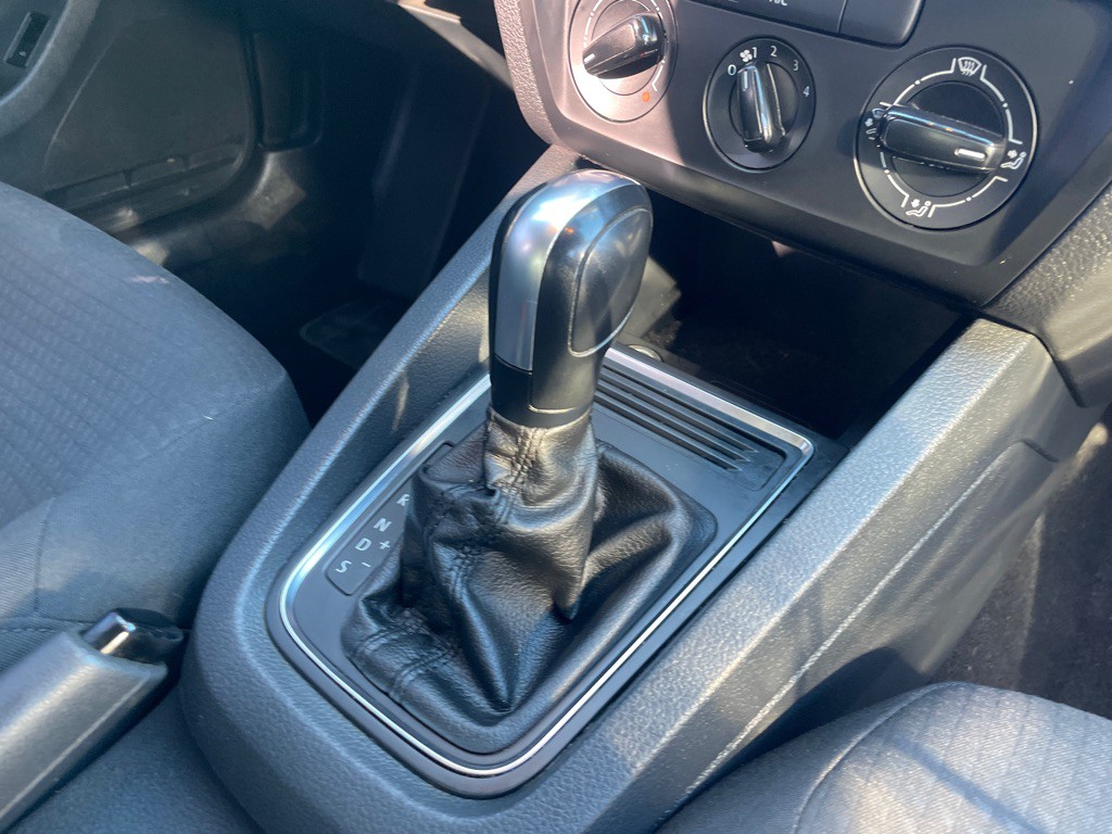 2016 Volkswagen Jetta Image 15