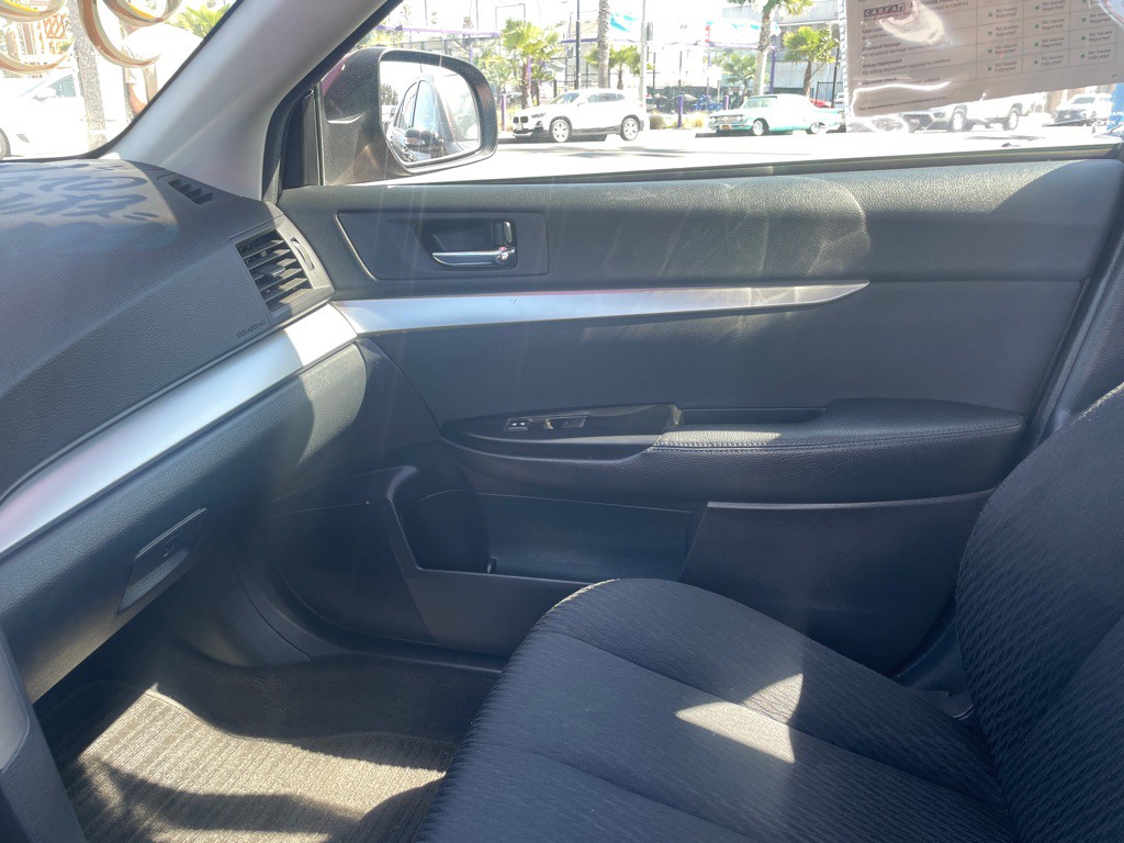 2010 Subaru Legacy Image 20