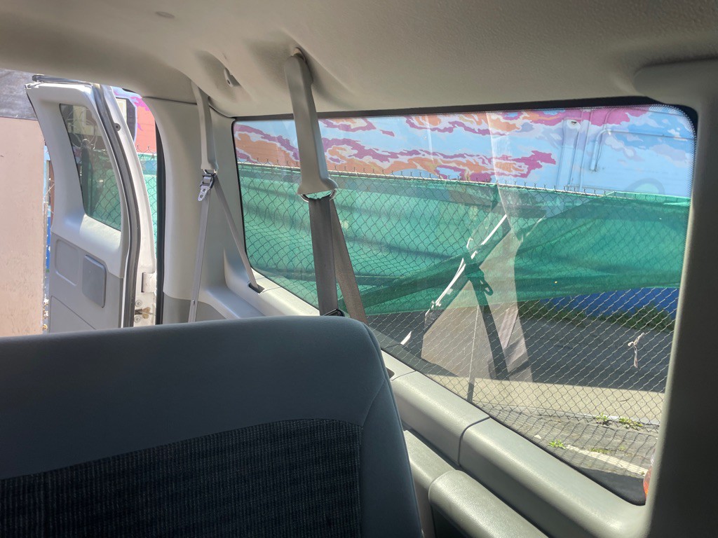 2005 Ford Econoline Image 36