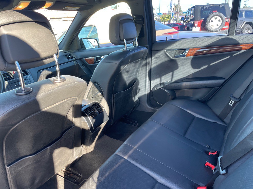 2011 Mercedes-Benz C-Class Image 10