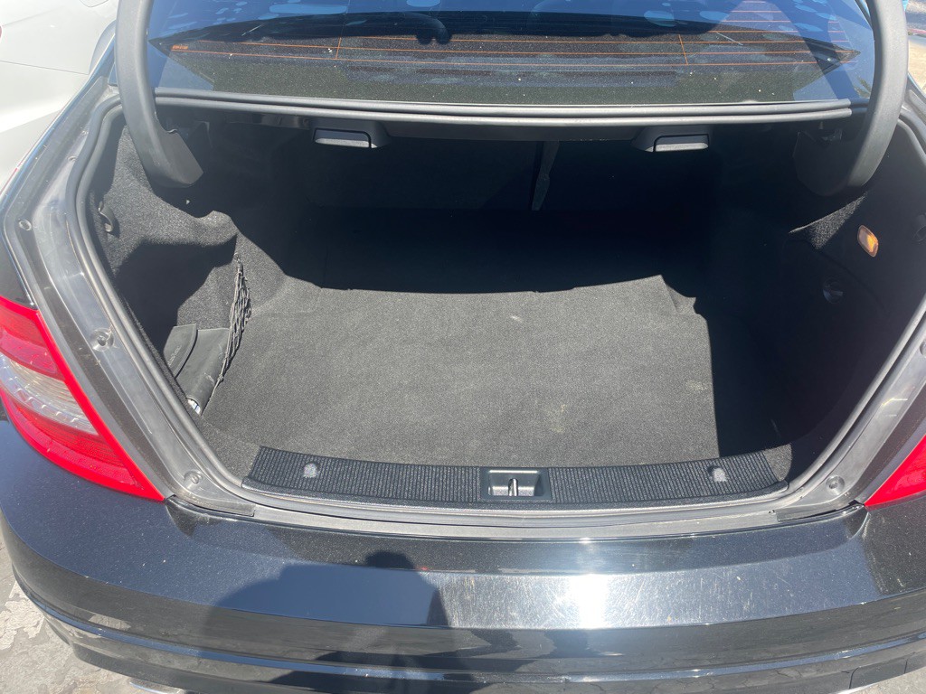 2011 Mercedes-Benz C-Class Image 13