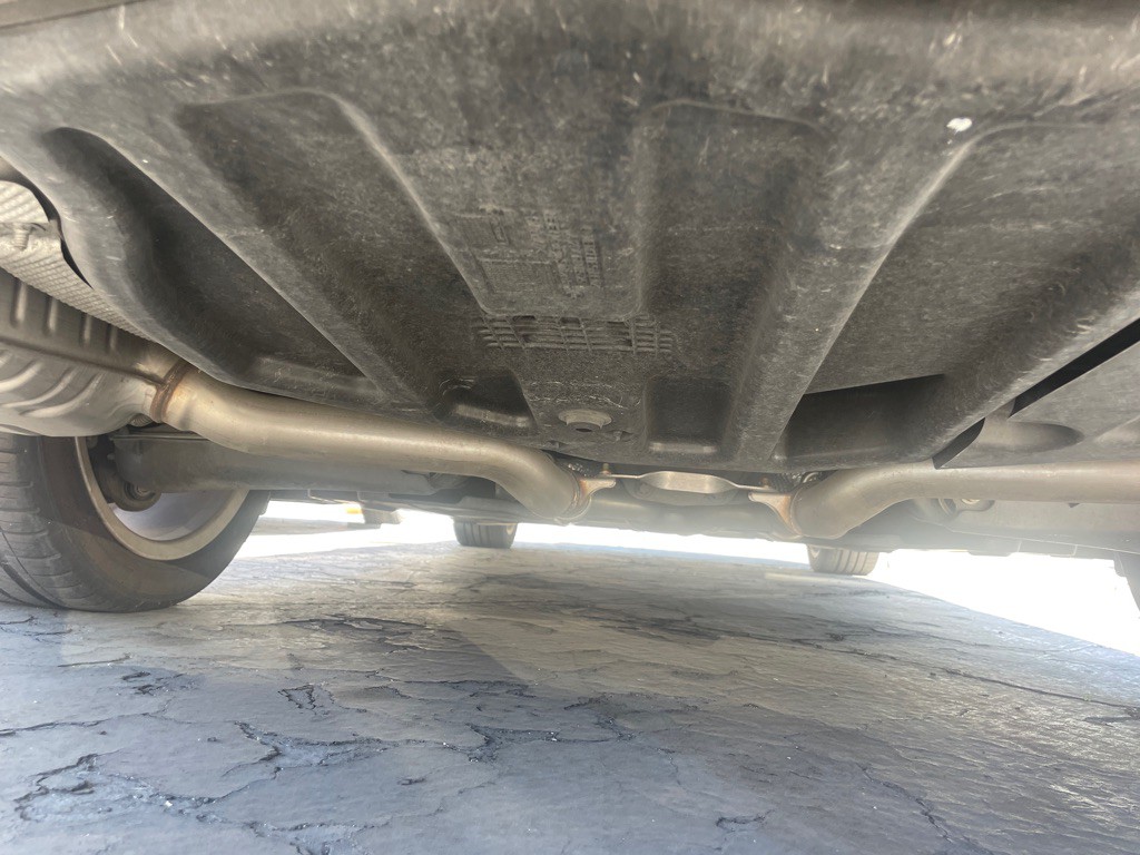 2011 Mercedes-Benz C-Class Image 16