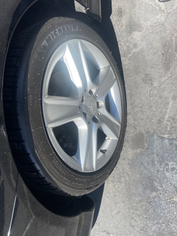 2011 Mercedes-Benz C-Class Image 17