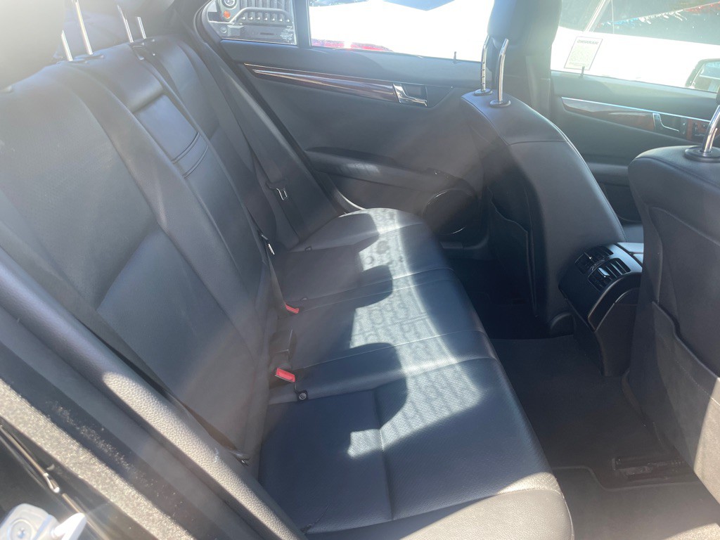 2011 Mercedes-Benz C-Class Image 19